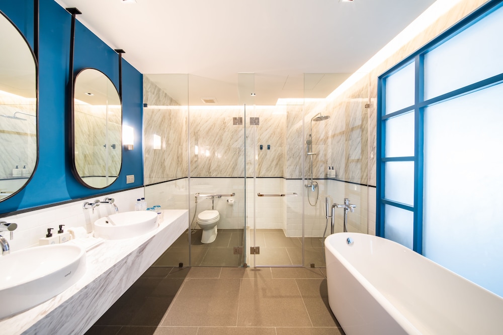 2 Bedroom Sunset Villa