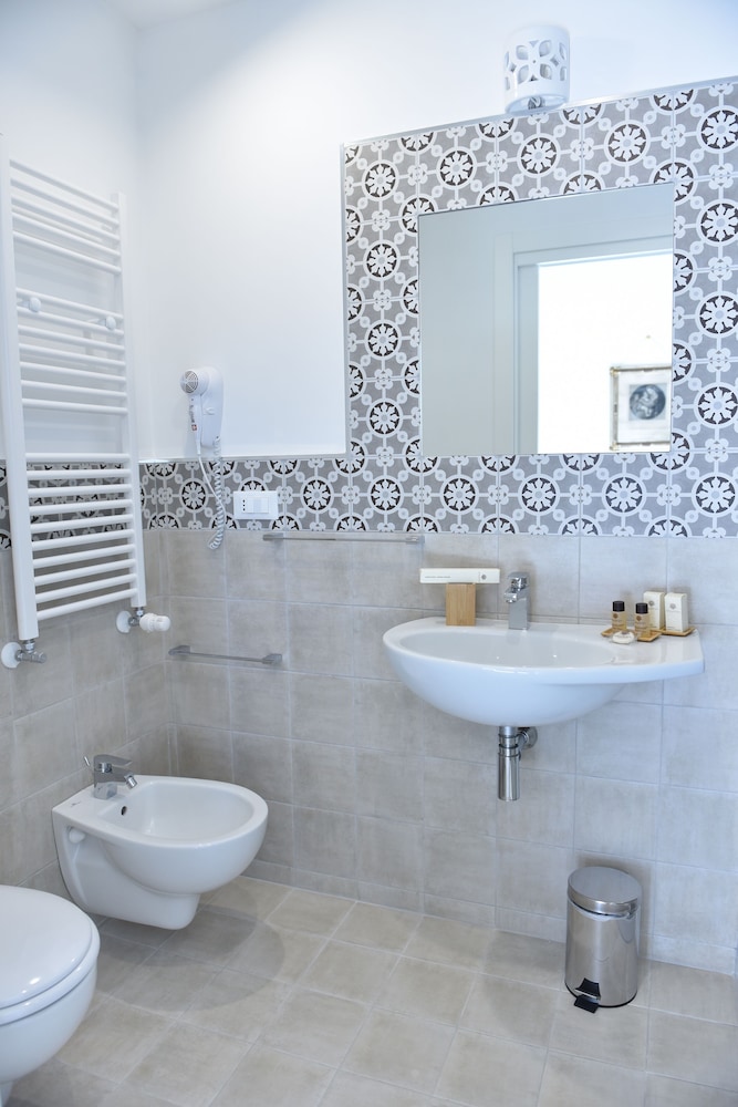 Superior Double or Twin Room photo 3