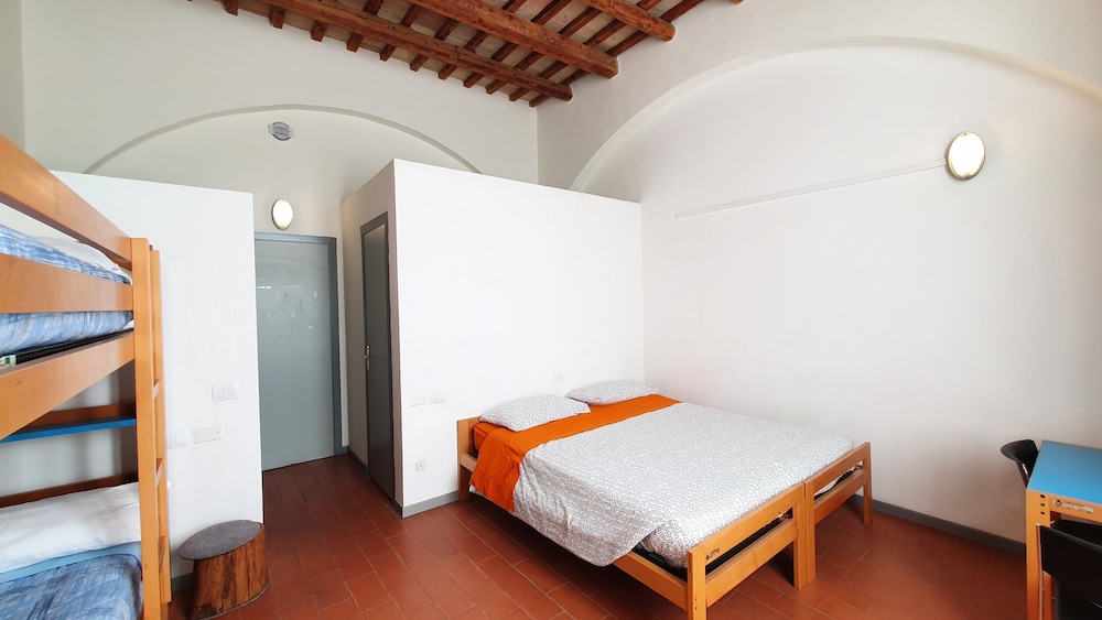 Standard Quadruple Room - Photo 1