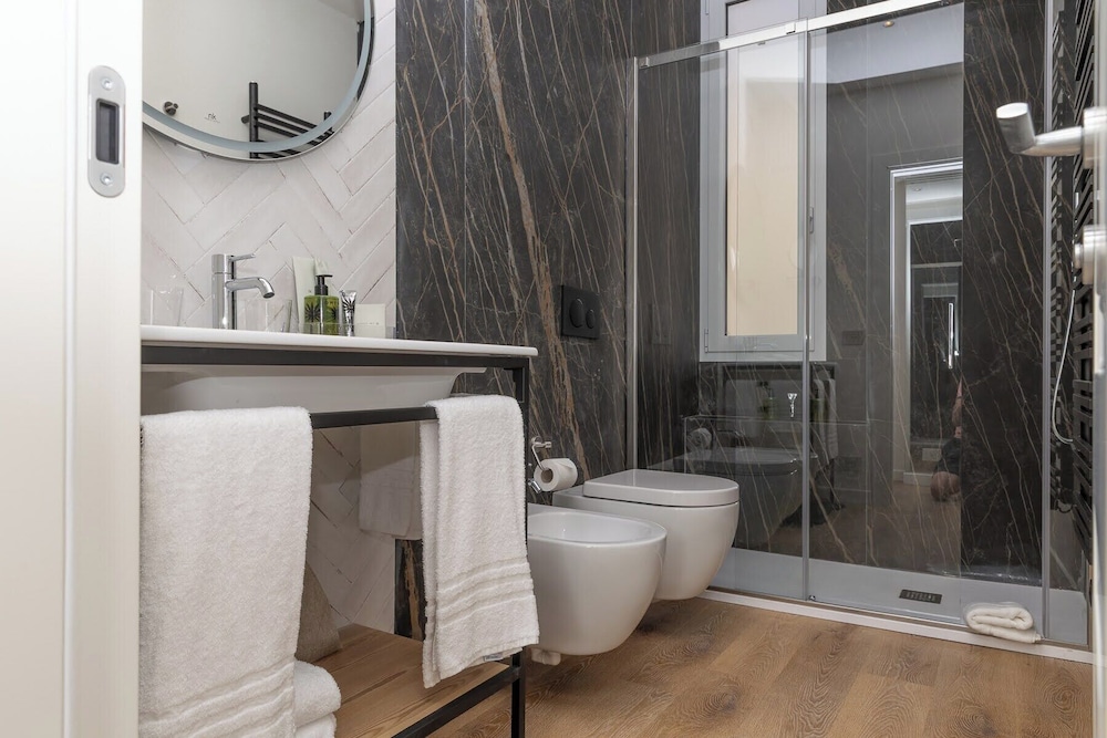Deluxe Double Room - Photo 6