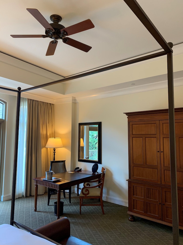 Premier Room, 1 King Bed (Riverview) - Photo 8
