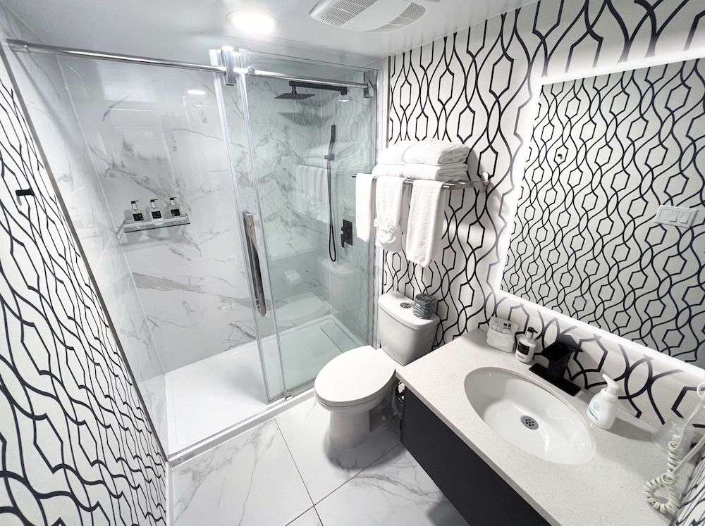 Suite, 2 Bedrooms, Ocean View photo 3
