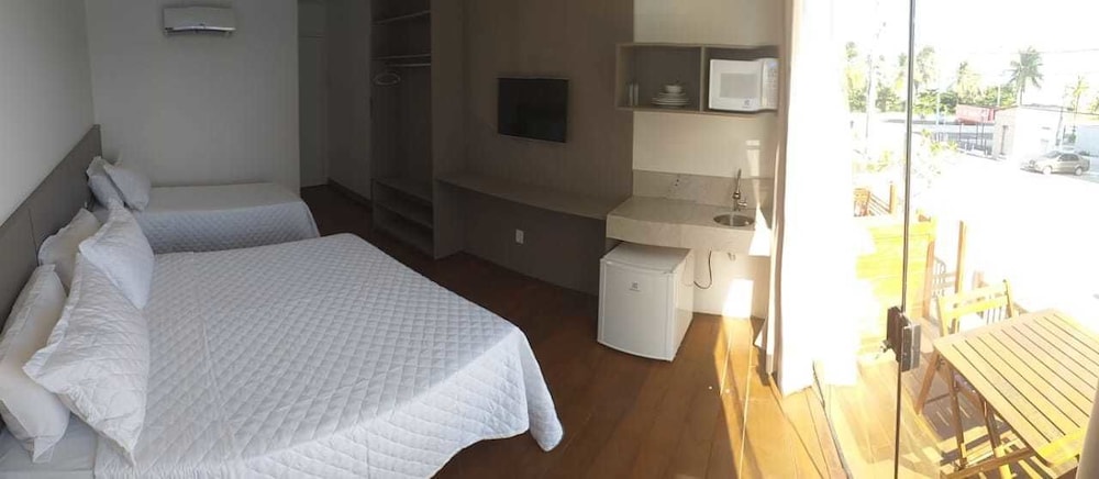 Luxury Room, 1 King Bed, Beach View photo 2
