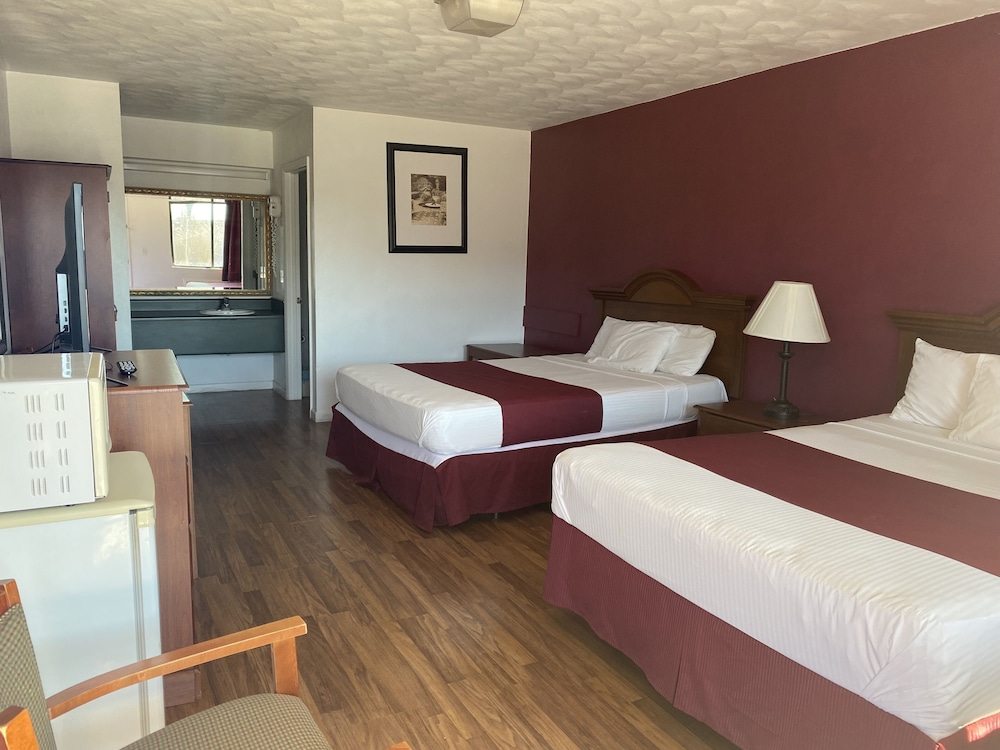 Economy Double Room Single Use photo 2