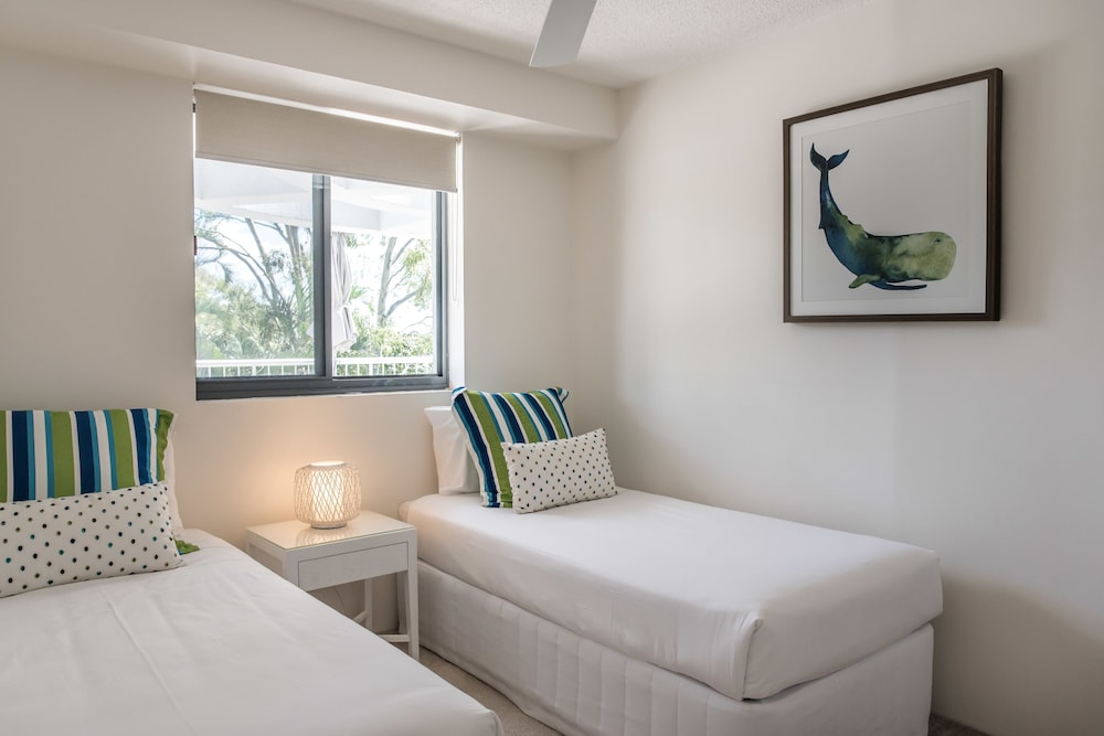 3 Bedroom Waterfront Deluxe Apartment photo 1
