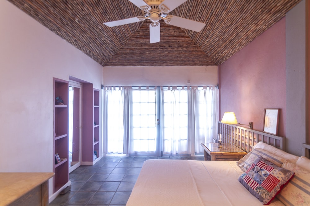 Deluxe Double Room, Balcony, Sea View photo 2