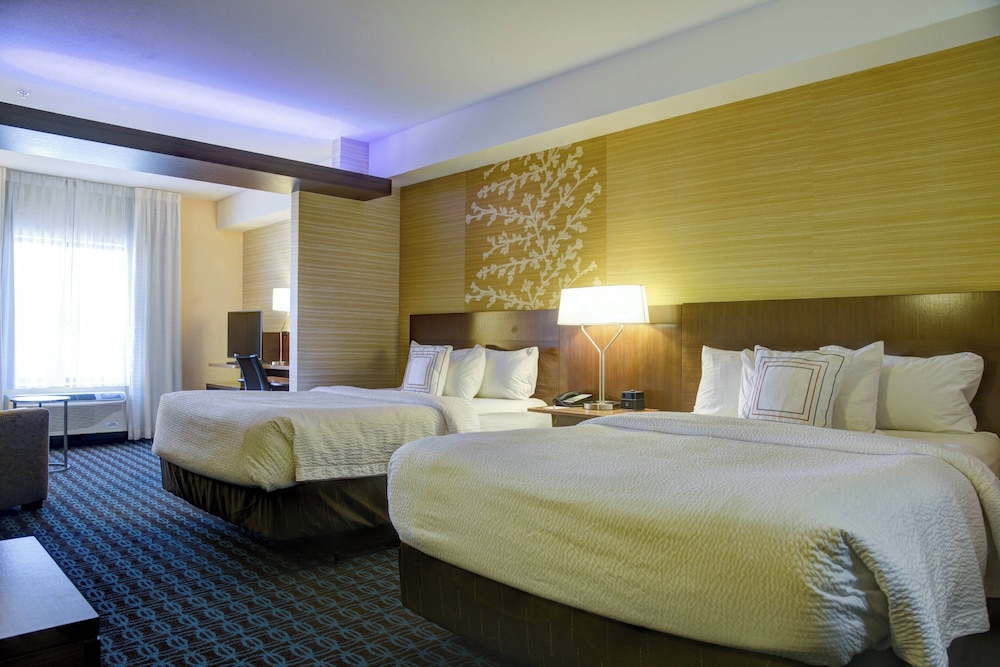 Suite, Multiple Beds