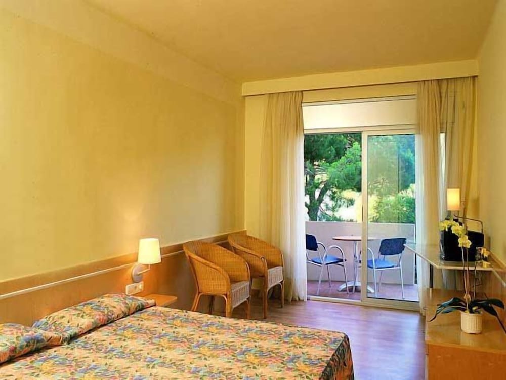 Standard Double Room photo 3