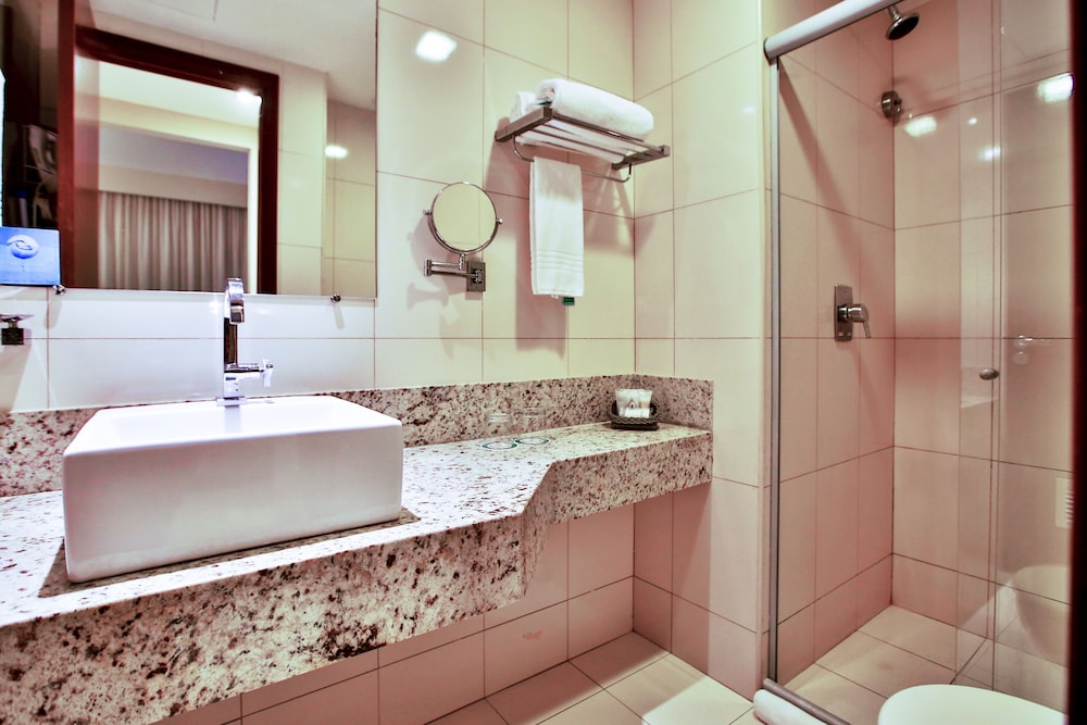 Deluxe Suite - Photo 2