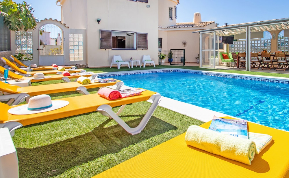 Villa, 4 Bedrooms, Private Pool, Sea View photo 2