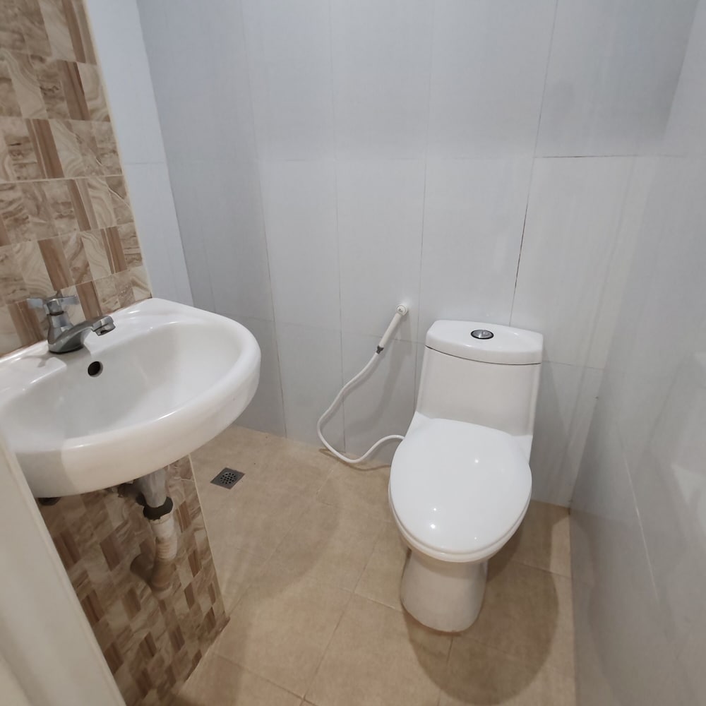 Deluxe Double Room, 3 Bedrooms photo 2