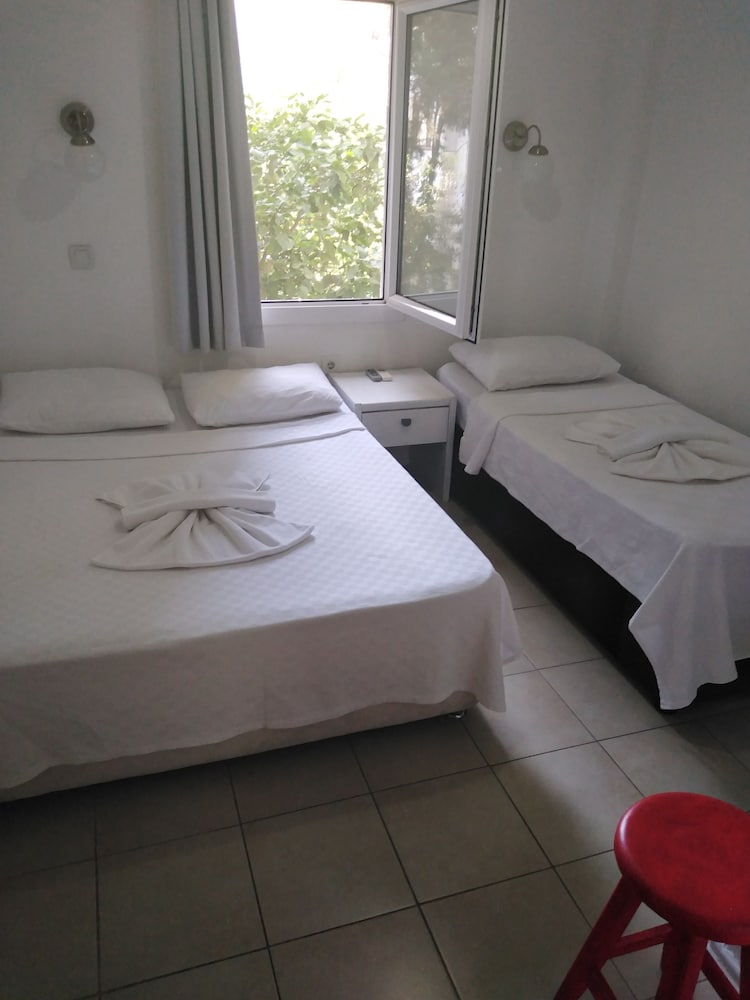 Standard Room - Photo 1