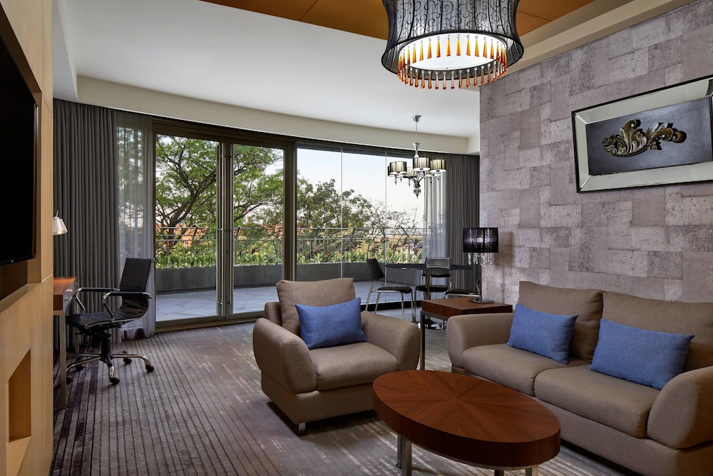 Presidential Suite, 1 Bedroom, City View (Balcony) photo 1