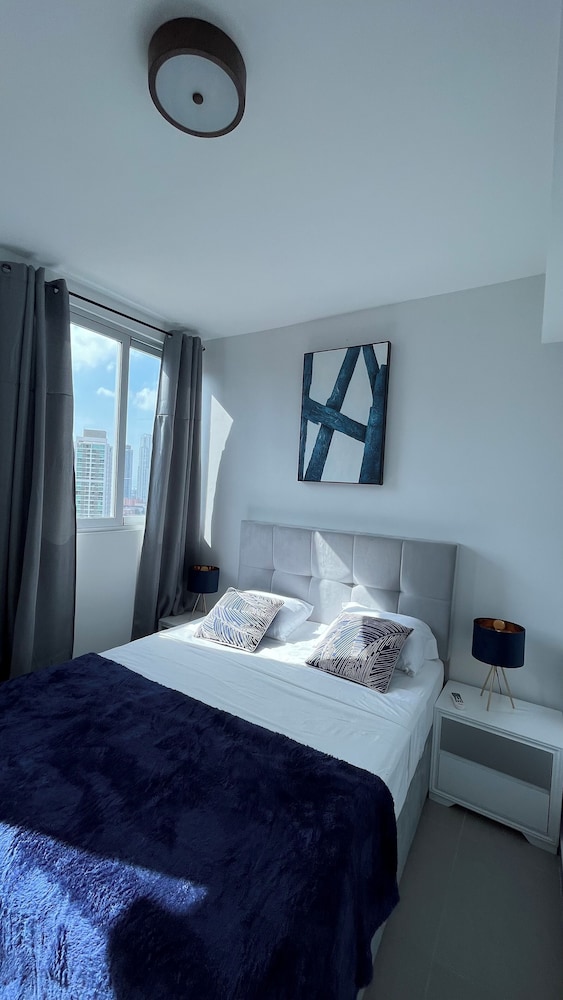 Signature Condo, Ocean View (109)