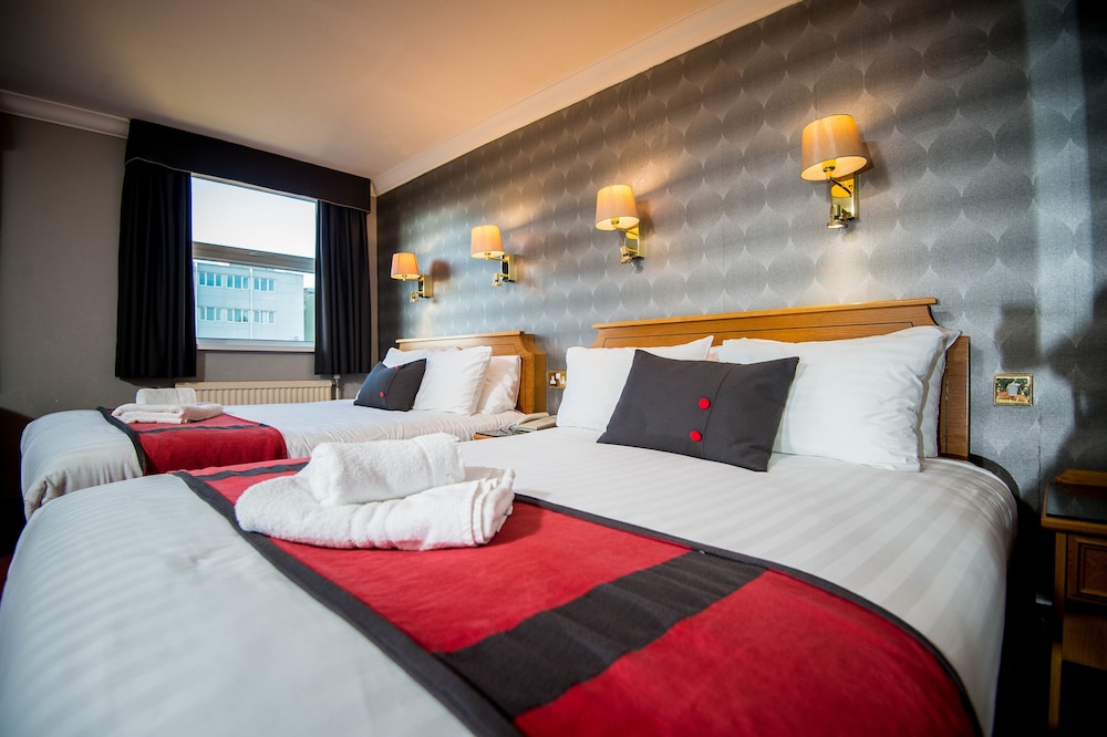 Executive Twin Room, 2 Double Beds photo 3