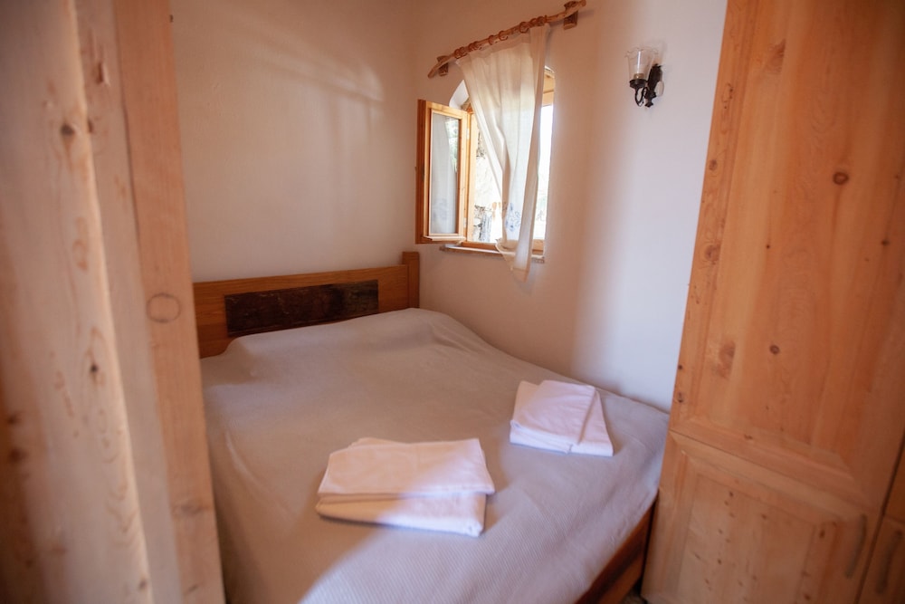 Standard Room photo 3