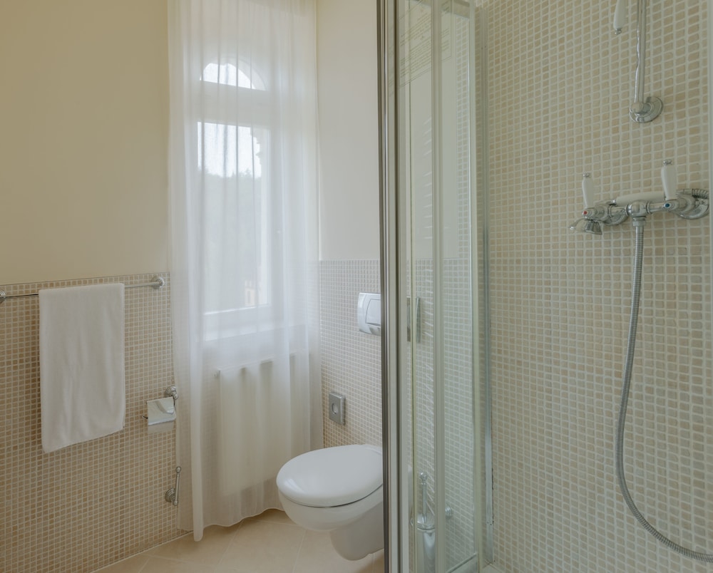 Standard Room, Balcony - Photo 2