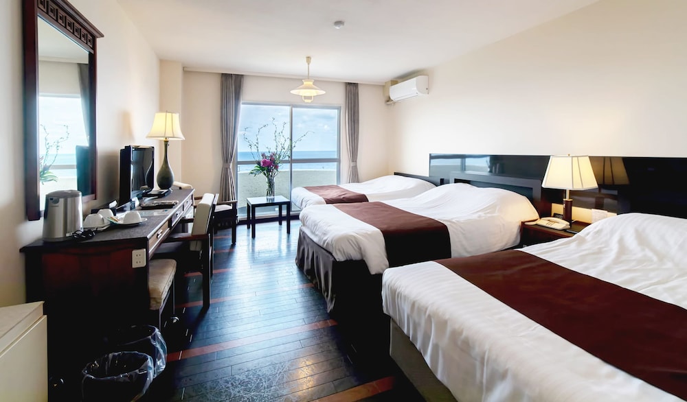 Triple Room, Non Smoking, Ocean View photo 1