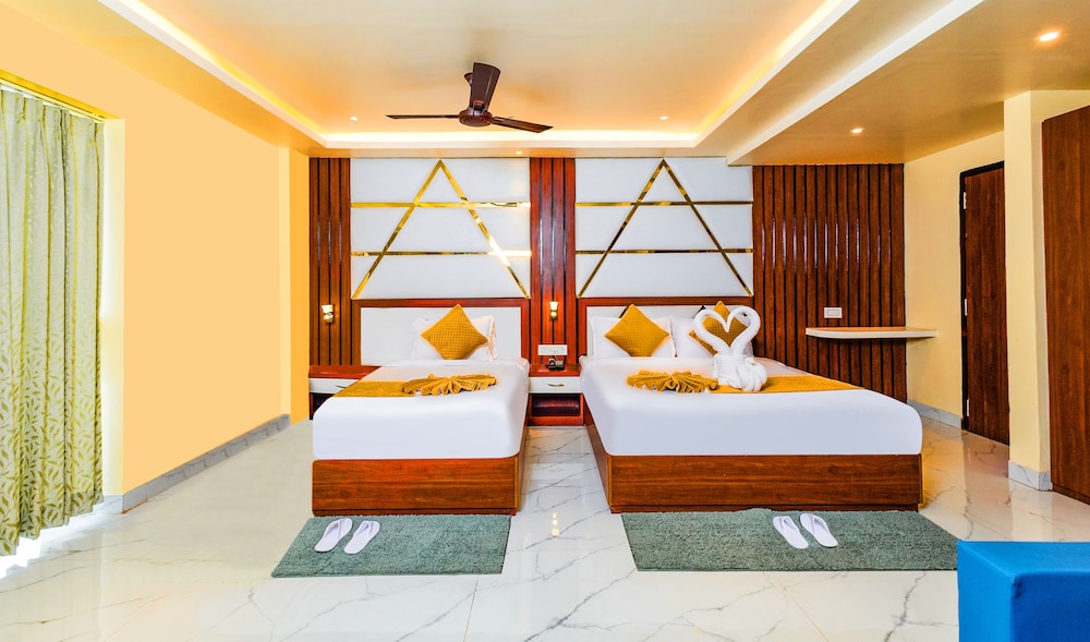 Deluxe Triple Room