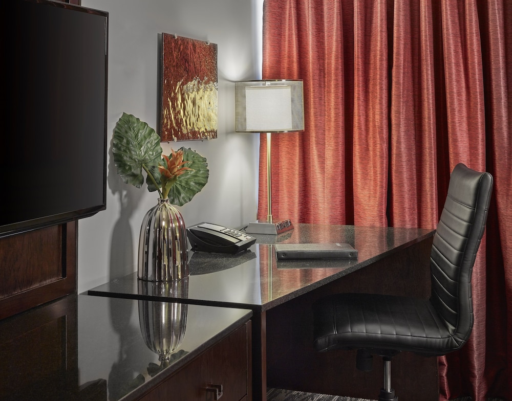 Premium Room, 2 Double Beds - Photo 3