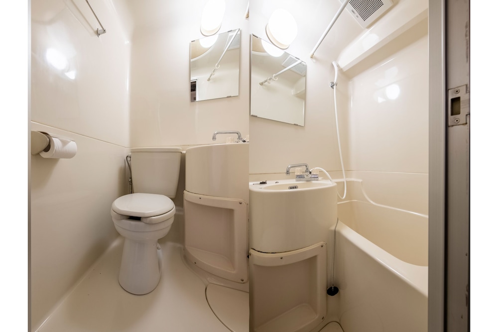 Single Room, Non Smoking photo 3
