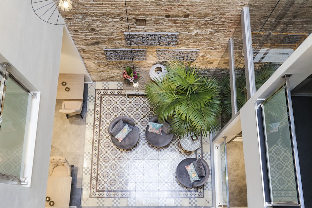 Single Room, Courtyard View photo 3