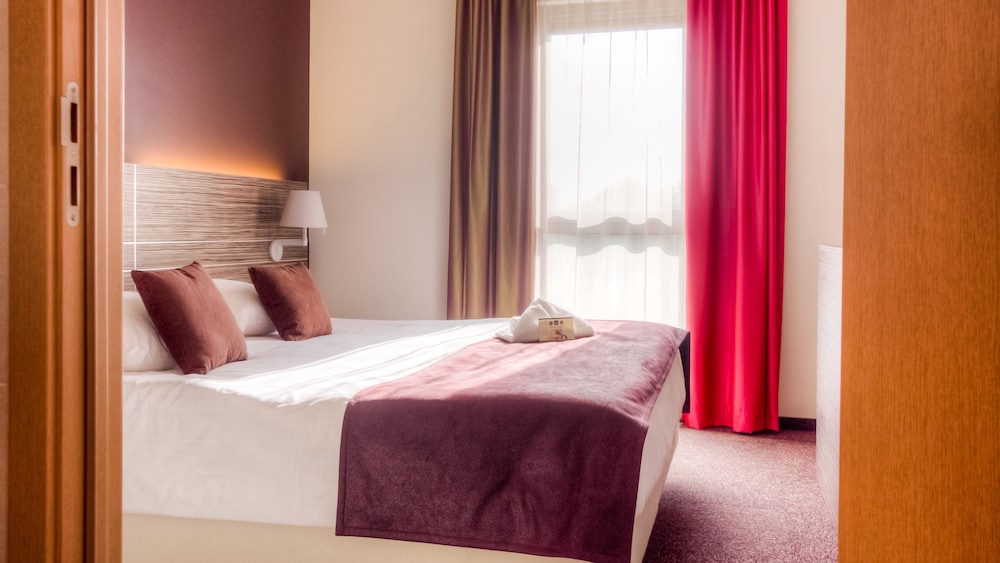 Standard Room - Photo 1