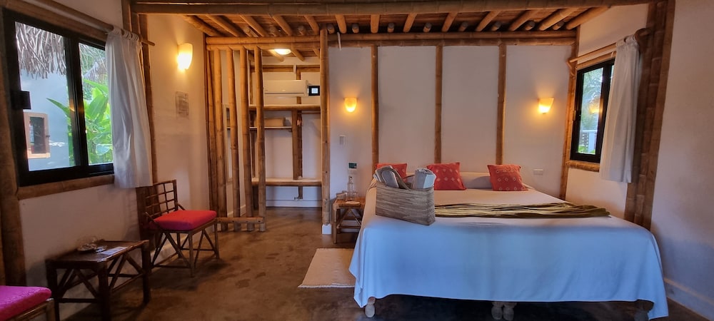 Standard Cabin photo 1
