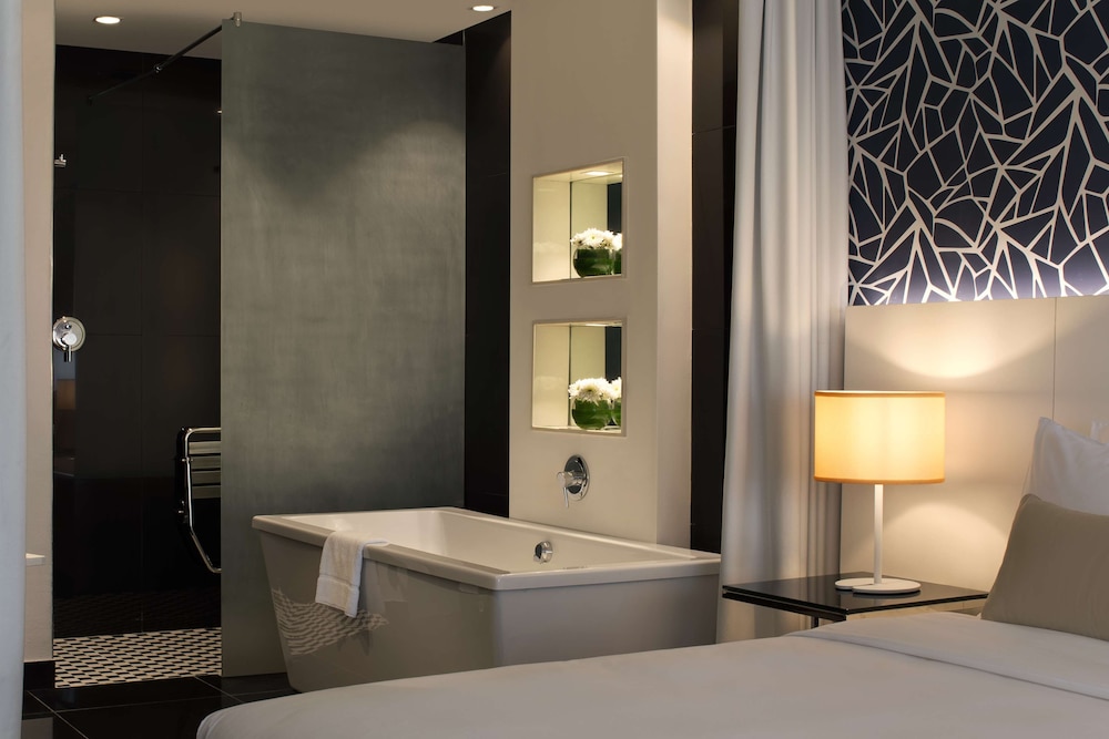Executive Room (Lounge Access) photo 2