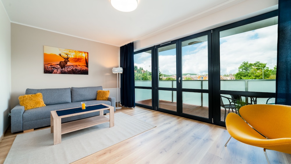Apartment (41)