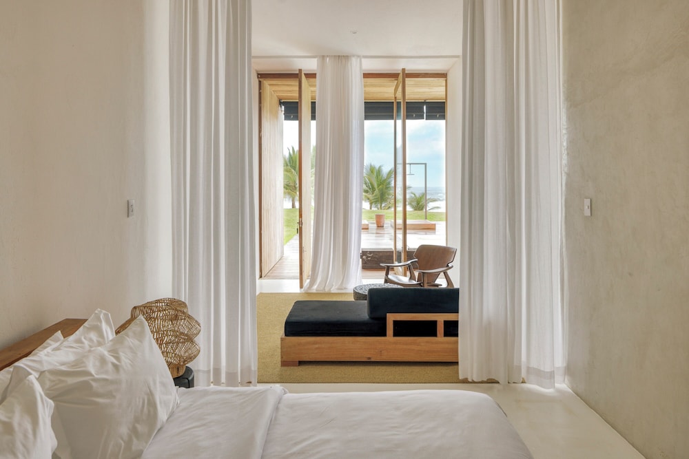 Suite, Ensuite, Beach View (OCEAN)
