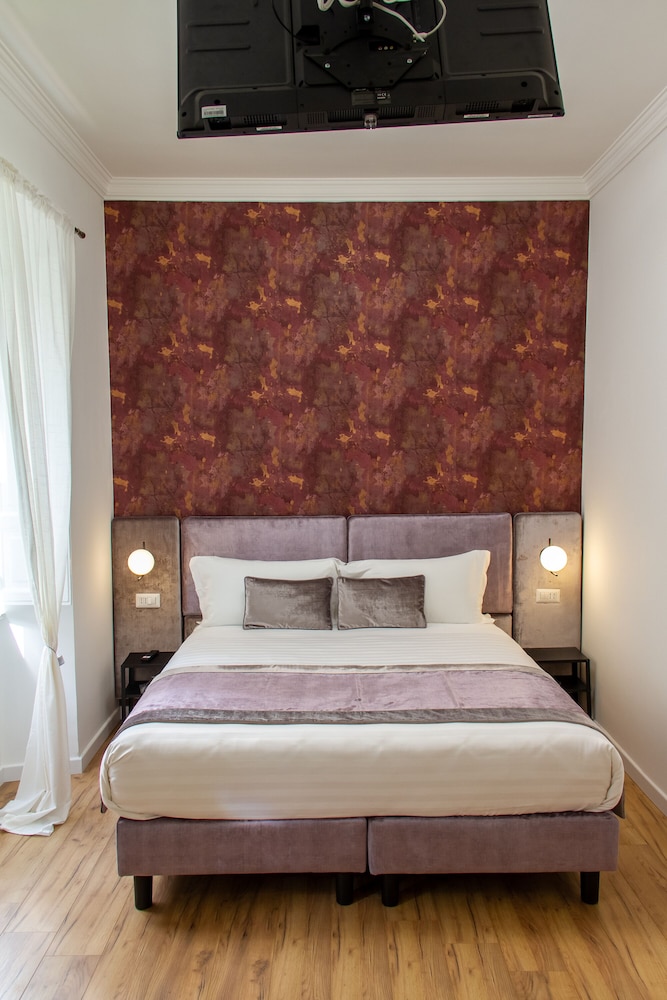 Design Double or Twin Room