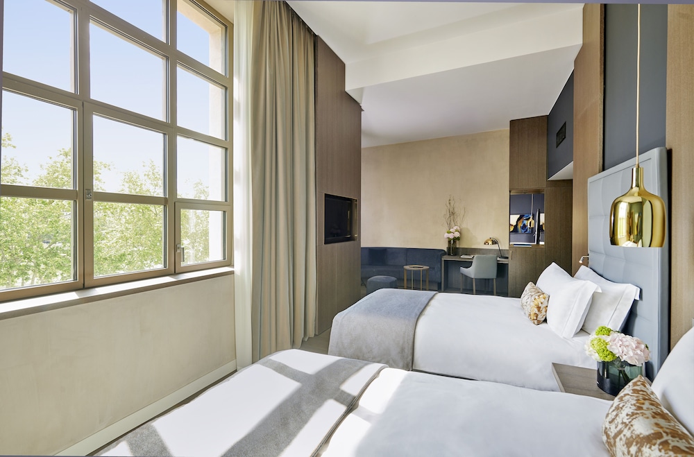Premium Room, 2 Twin Beds, River View