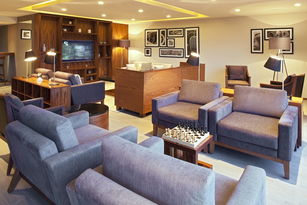 Club Room, 2 Double Beds - Photo 8