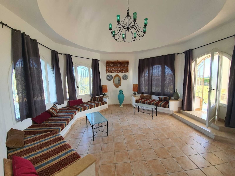 Villa, 3 Bedrooms photo 1