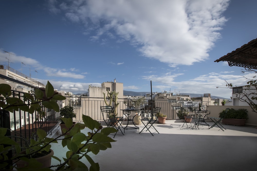 Classic Double or Twin Room (Roof Garden) photo 2