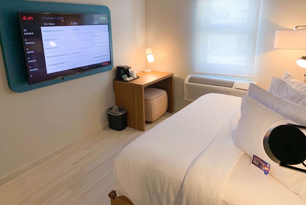 Room, 1 Double Bed, Non Smoking - Photo 2