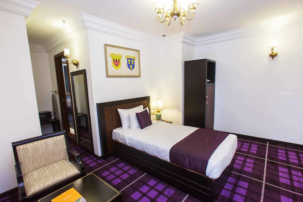 Deluxe Room (Without Windows) - Early Check-In Or Late Check-Out Subject To Availability