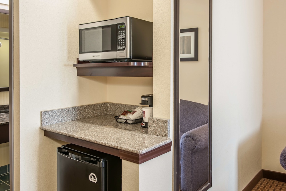 Suite King Size Walk In Shower - Photo 4