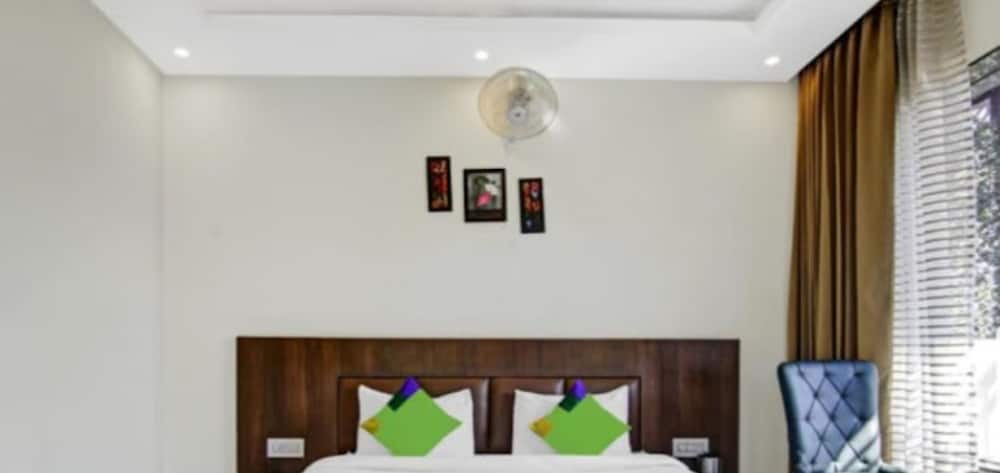 Deluxe Double Room - Photo 1