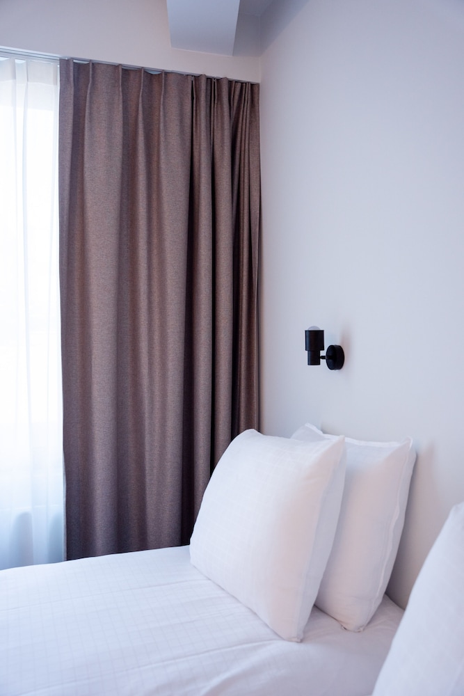 Basic Twin Room photo 2