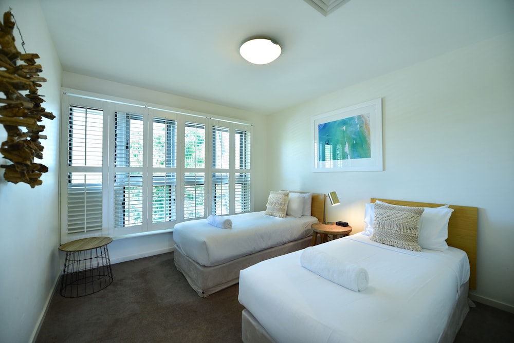 Poolview Terrace Two Bedroom photo 2