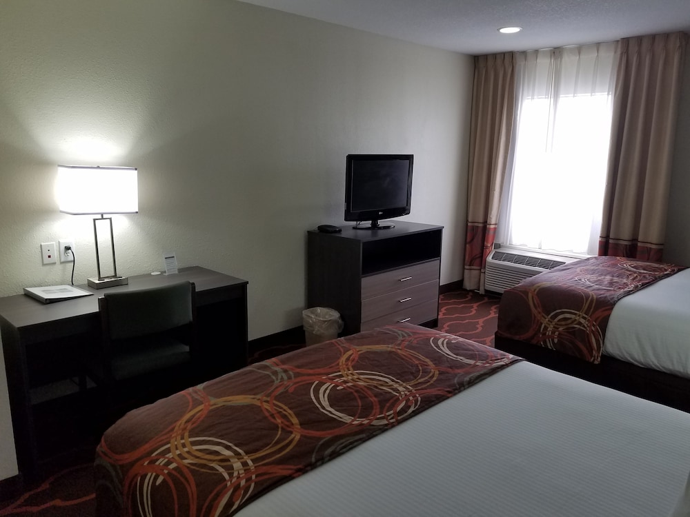 Room, 2 Queen Beds, Non Smoking - Photo 12