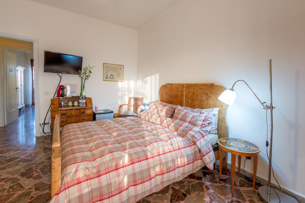 Double Room, Balcony, Garden View
