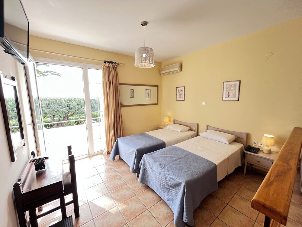 Apartment, Ground Floor (No4) photo 1