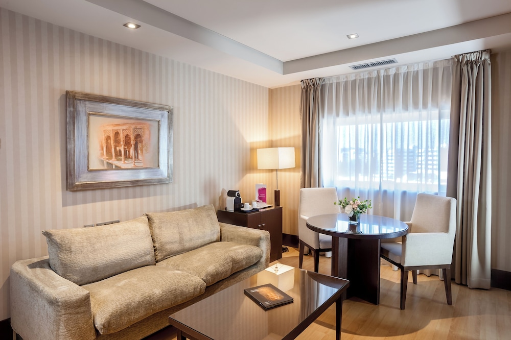 Junior Suite (Family)