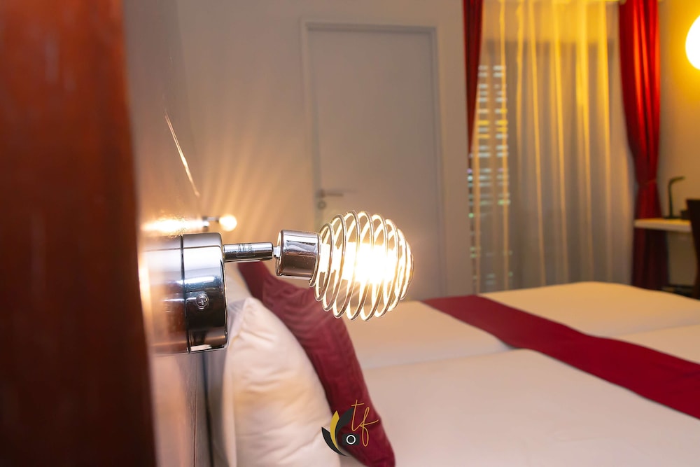 Standard Room, 2 Twin Beds, Balcony (17SQM, Free WiFi) photo 2