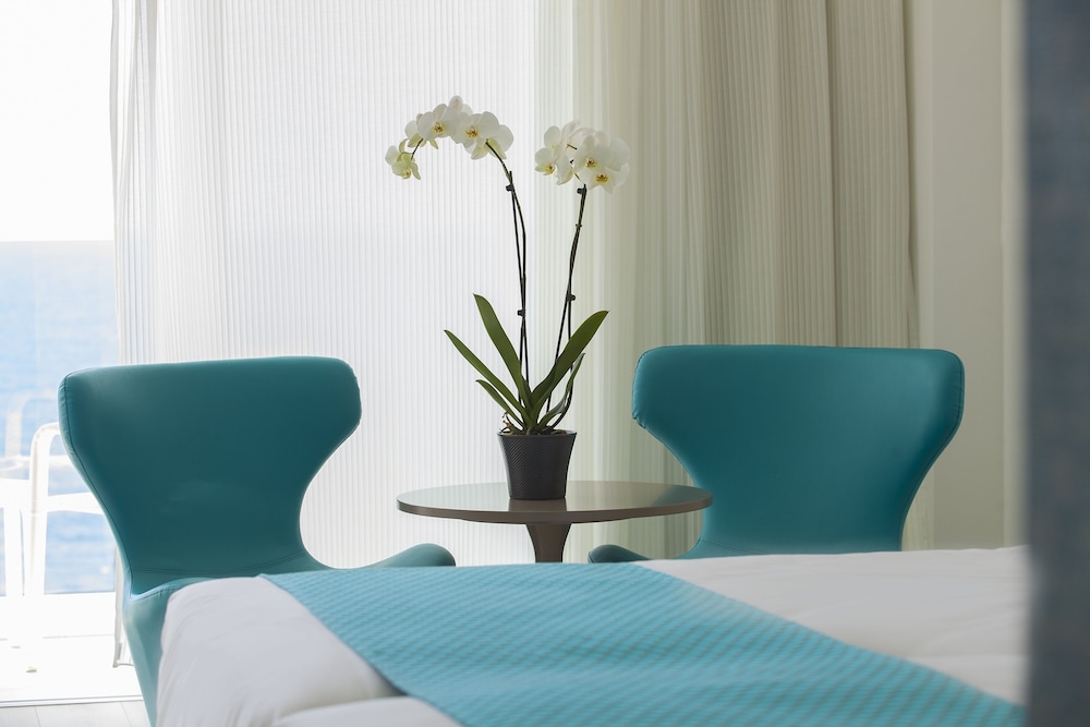 Superior Double or Twin Room, 1 Bedroom, Balcony, Sea View photo 2