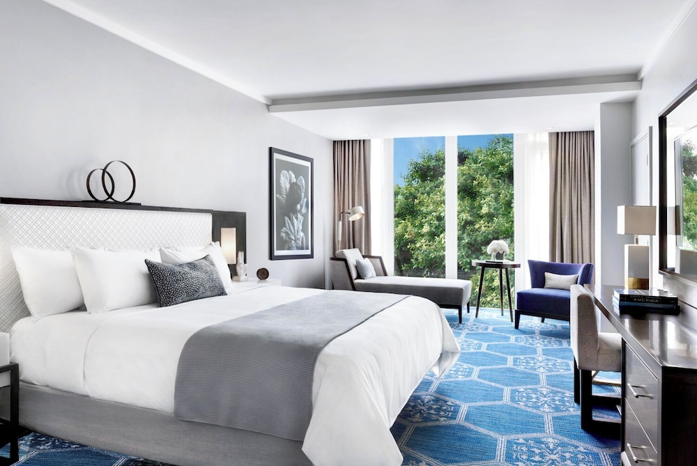 Fairmont, Room, 1 King Bed, Accessible - Photo 1