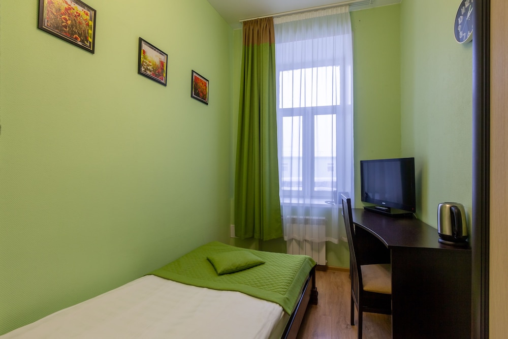 Economy Single Room